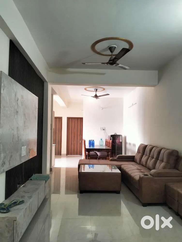 3bhk flat for rent location jiamau 1090 chauraha