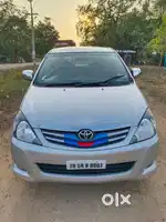 Toyota Innova 2.5 VX 8 STR, 2010, Diesel