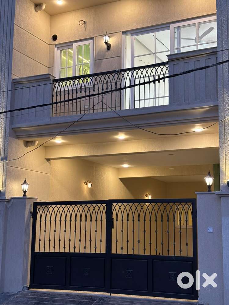 4BHK INDEPENDENT VILLA WITH STILT PARKING