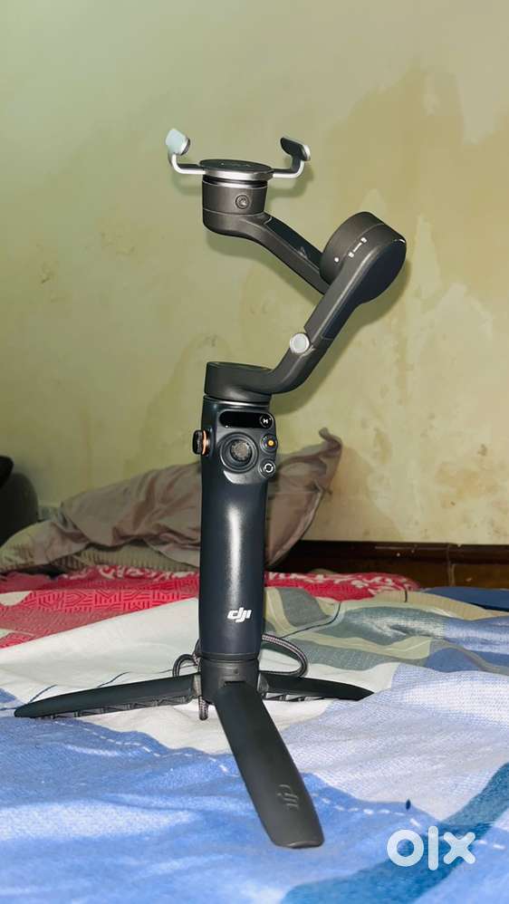 dji Osmo Mobile 7P 3 Axis Gimbal for Mobile (170 - 300 g)