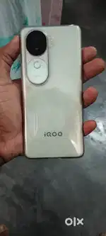 iQOO Z9s 8/128 ( +bill box)brand new condition only 6 month old