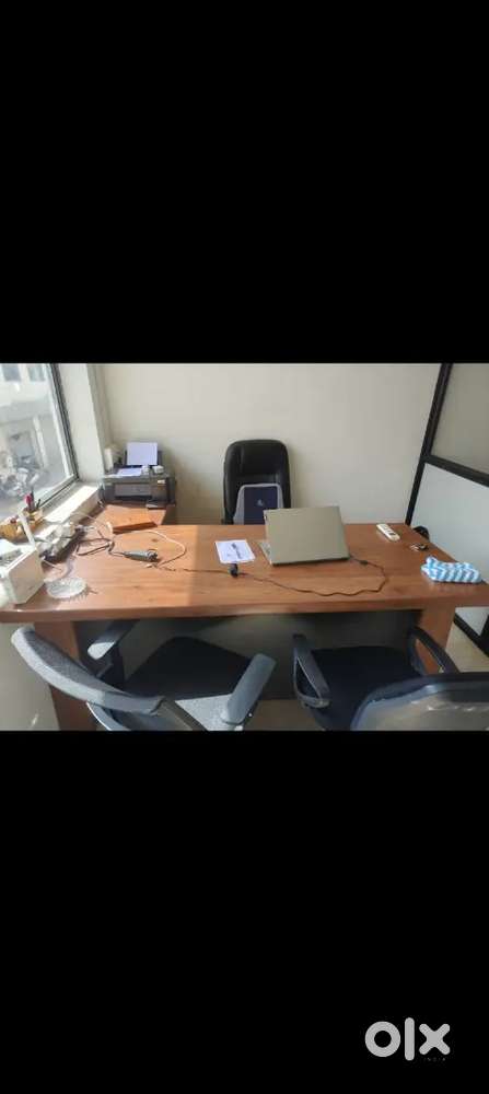 Office table