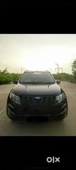 Xuv 500 black full maintained car