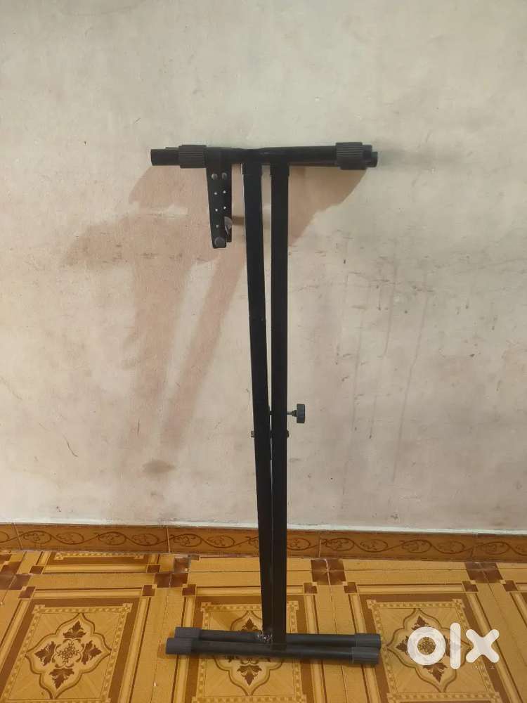 Keyboard stand 61 keys