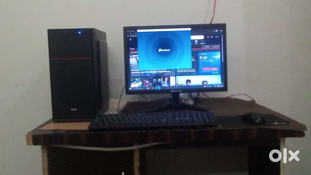 Intel i5 8th Gen PC  8GB RAM  512GB SSD  19” Monitor  Full OK