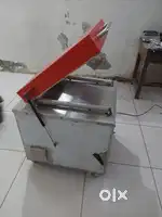 Vacuum pack machine