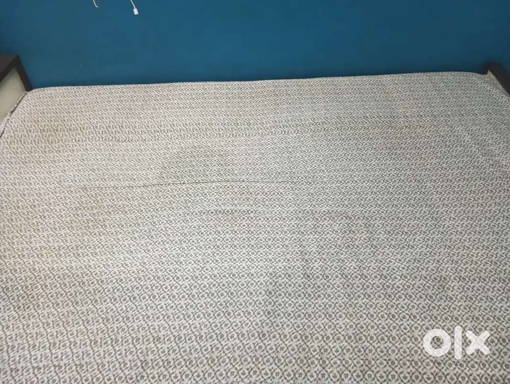 Mattresses with natural coir (coconut husk)
