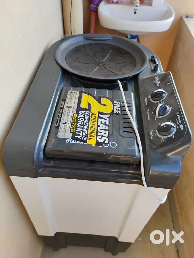 Semi automatic washing machine Whirlpool