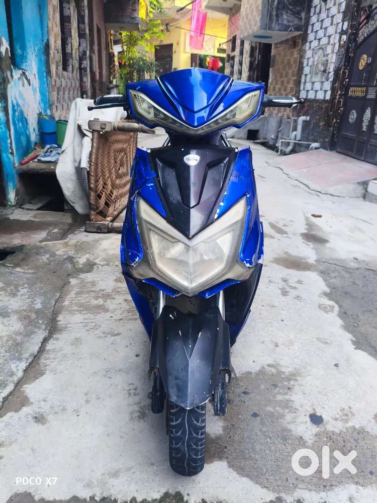 Zelio gracy i ev scooter