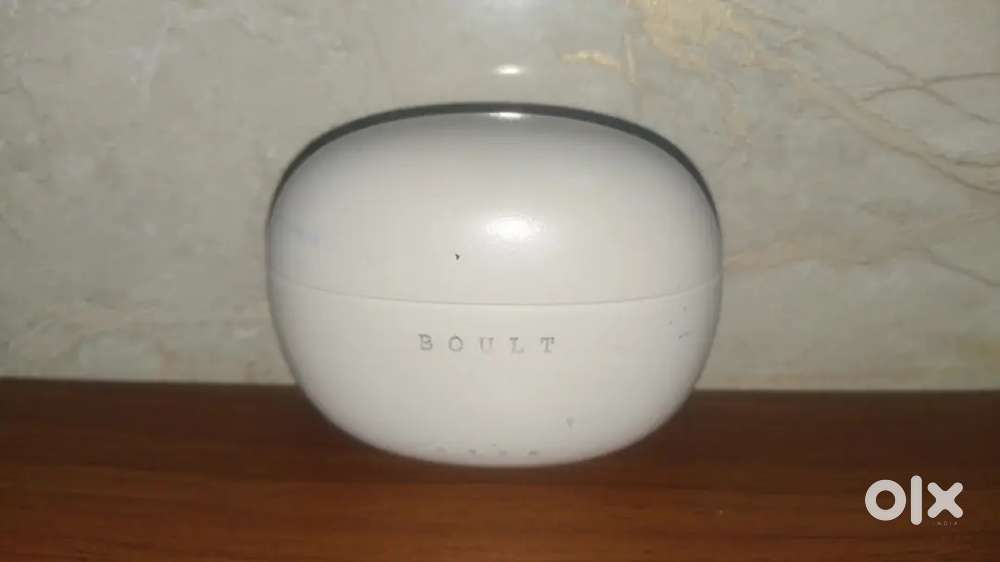 Boult W20 wireless earbuds