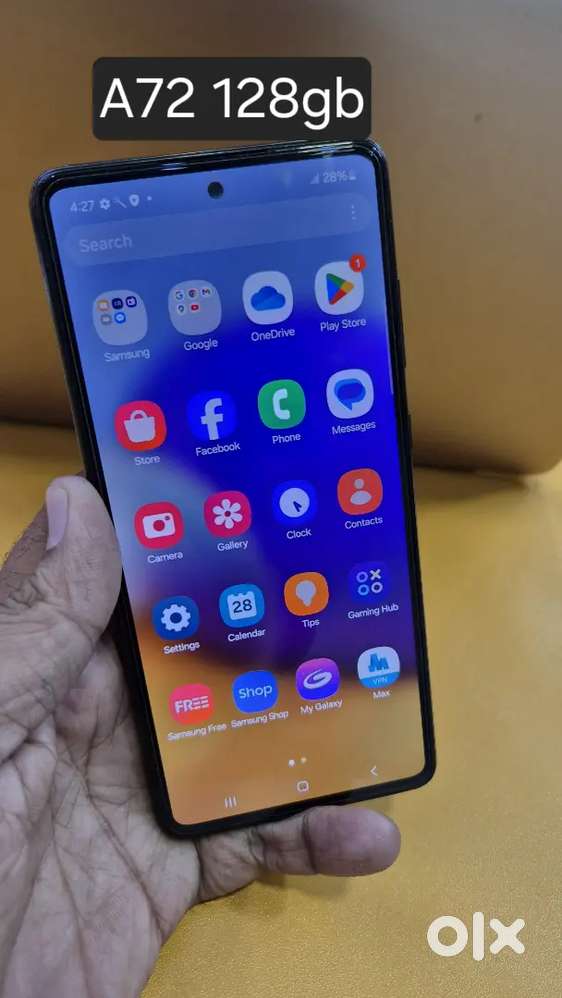Samsung Galaxy A72 128gb/8gb in good condition