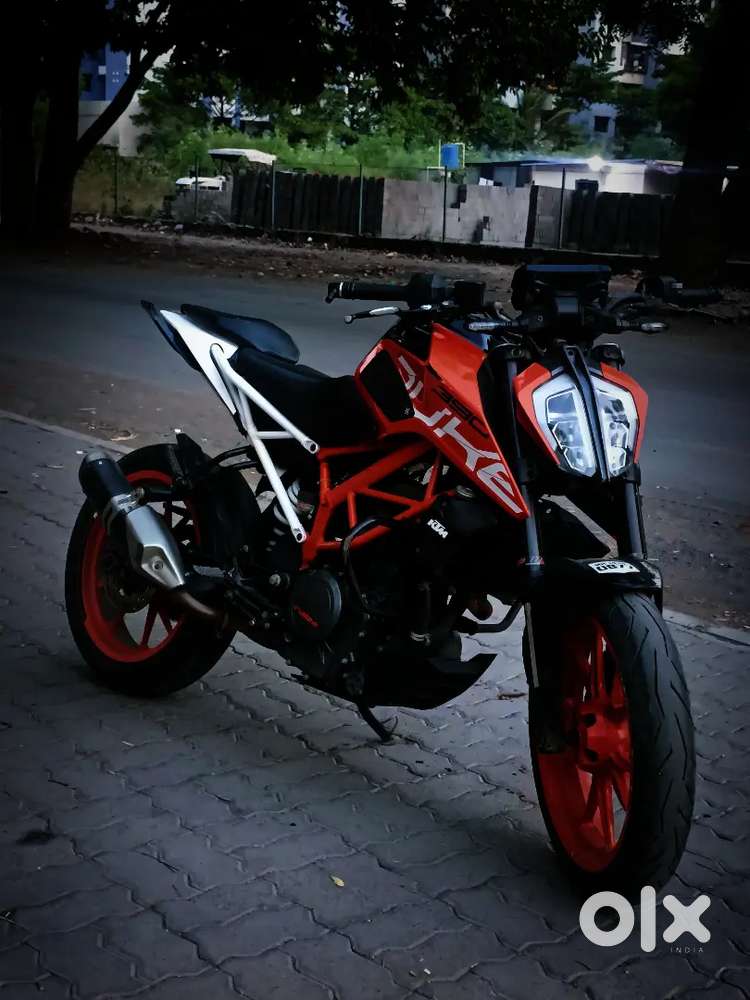 KTM DUKE 390