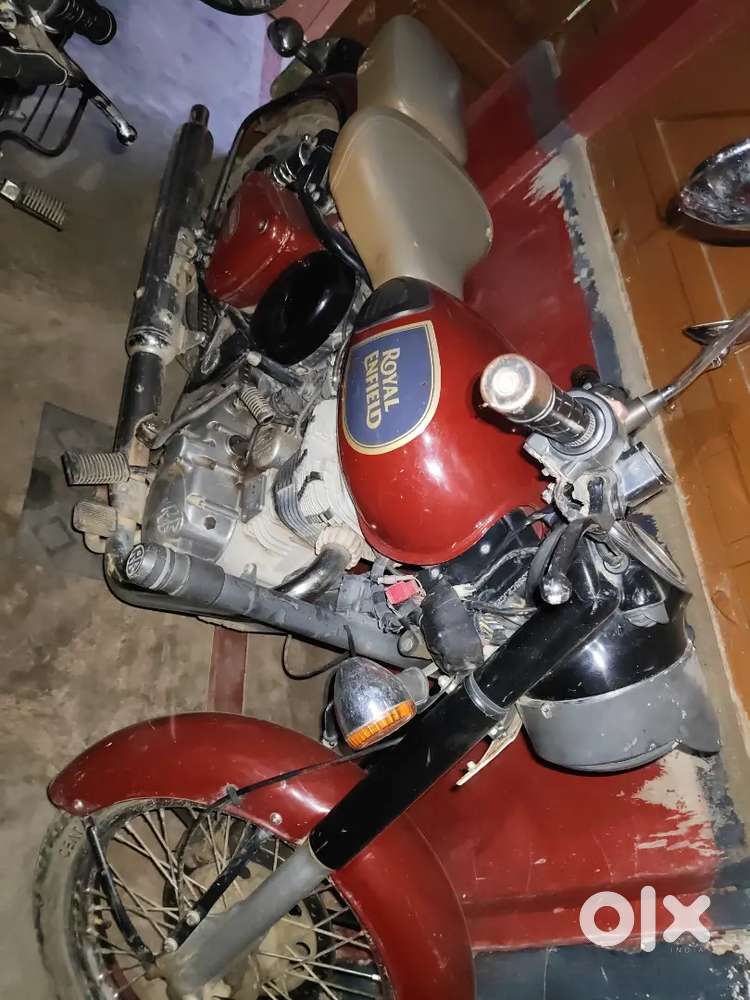 Selling Royal Enfield Classic