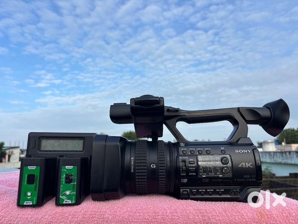 Sony nx200 4k video camera sell. No bill