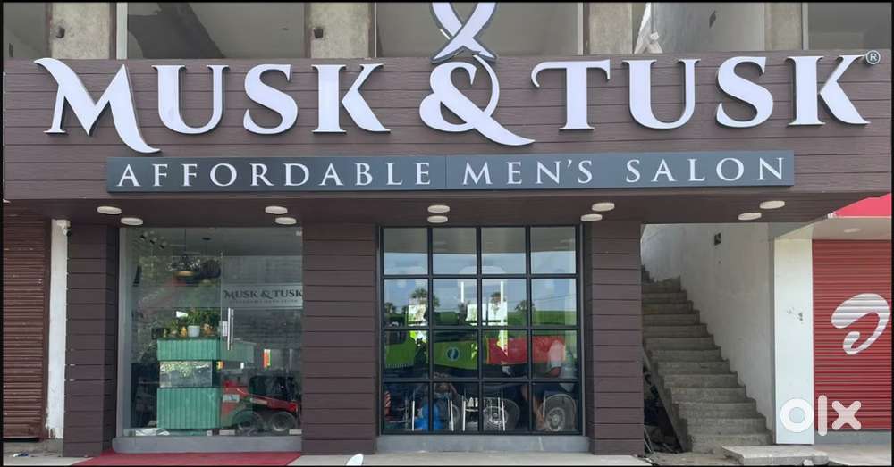 Hiring Manager for Mens Salon