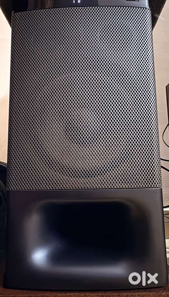 SONY 5.1 Dolby Digital 1000 watt SOUNDBAR with BRAVIA smart tv