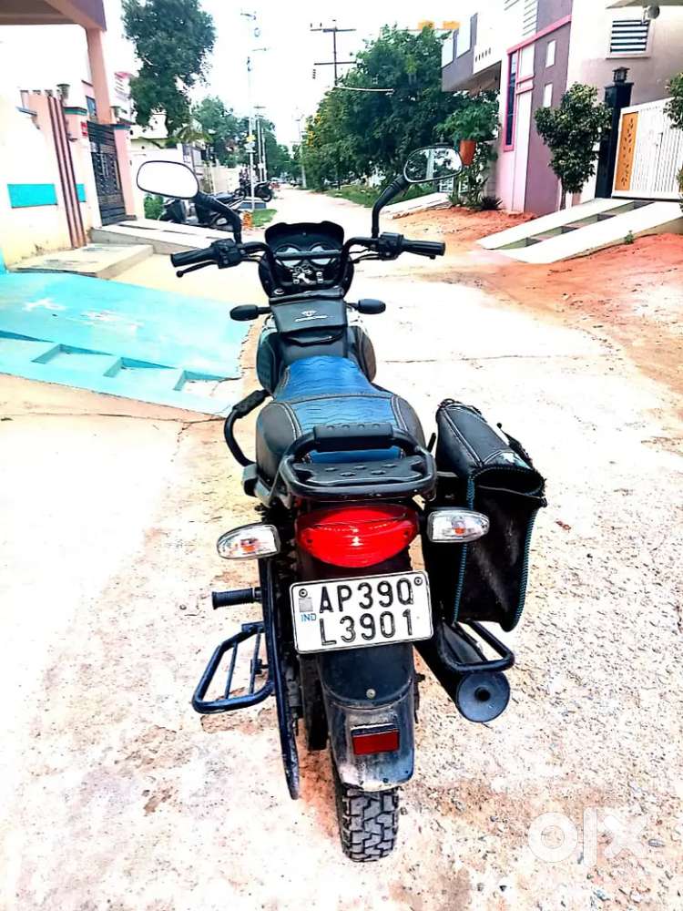 BAJAJ CT110