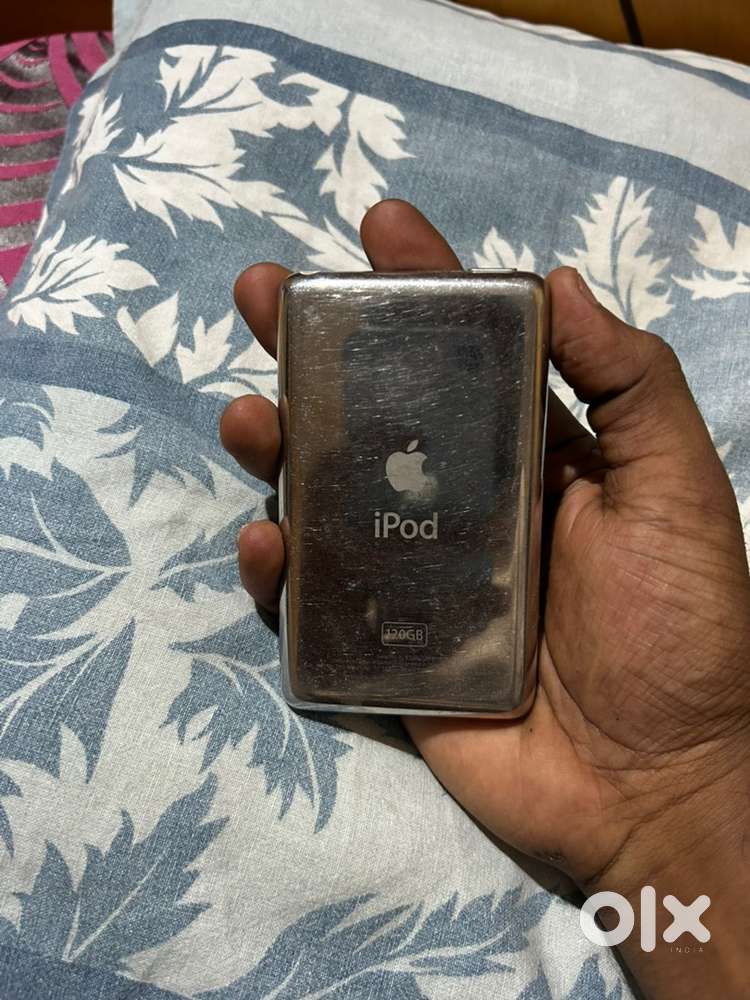 Ipod classic with box