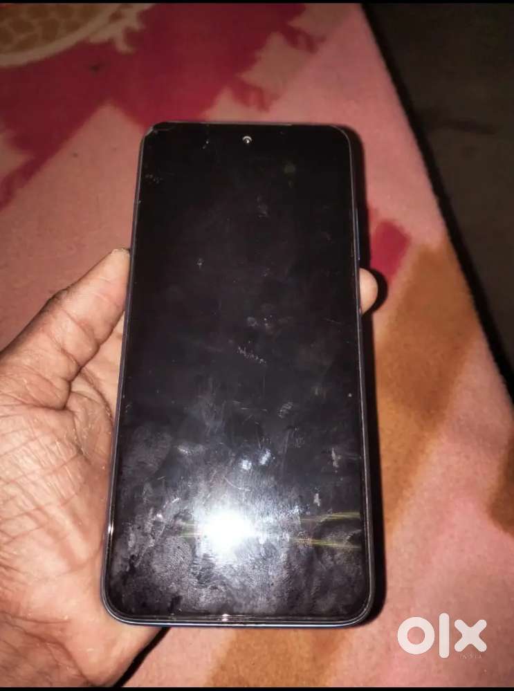 Best phone. 100% good condition. 6GB. 128 storage