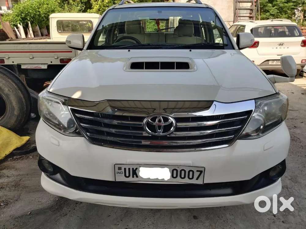 VVIP Number Fortuner 2012 Diesel 142000 Km Driven Well Maintained