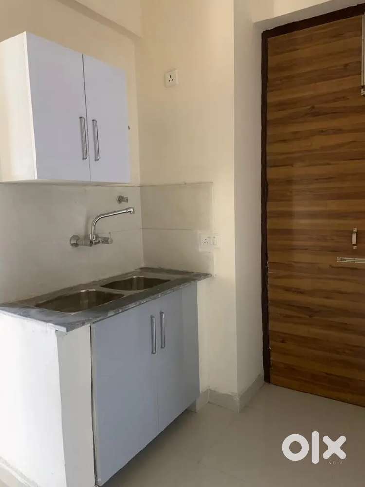 Corner, facing park, ground 2bhk 2bath MIG 51a chd freehold.nice built