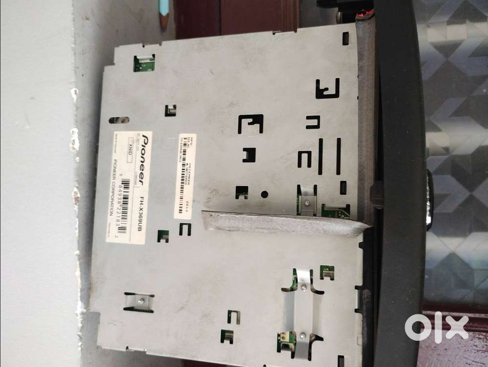 Car radio Sterio Maruti Suzuki - Swift