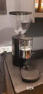 COFFEE GRINDER(TITAN)