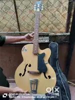 Givson branded GUITAR.