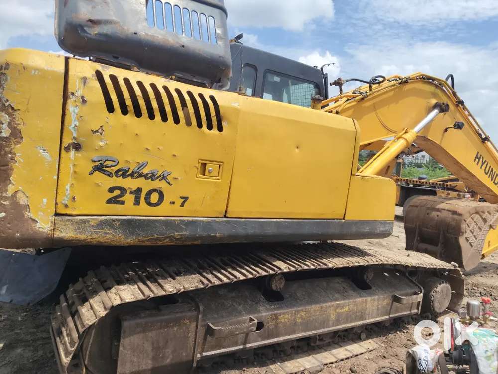 Hyundai 210extavator 2013 model MH invoice in very good condition