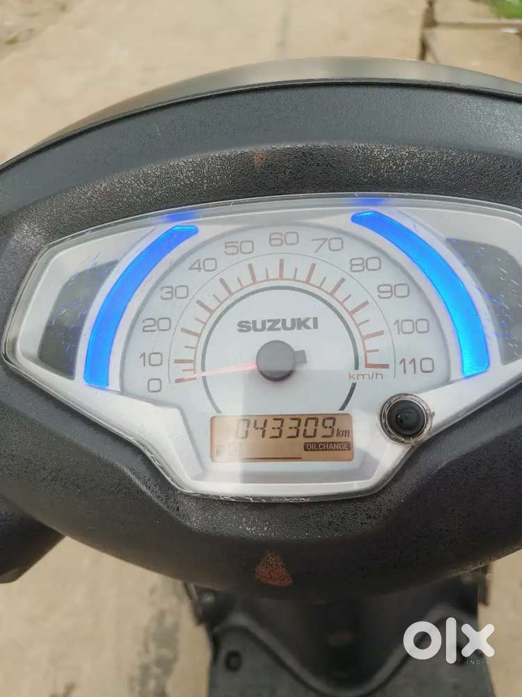 ACCESS 125cc matt Balck disk break excellent condition 50 km/1 millage