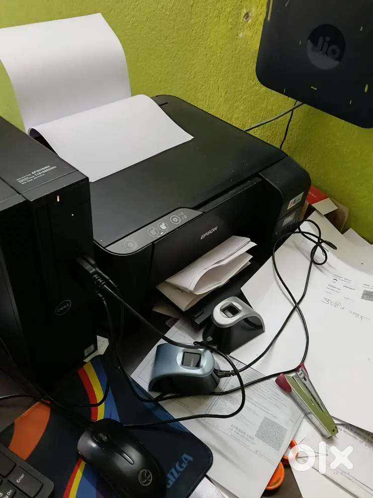 Desktop good condition all set