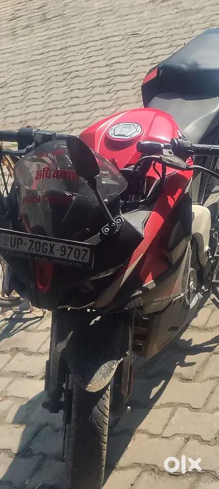 130000 pulsar rs 200