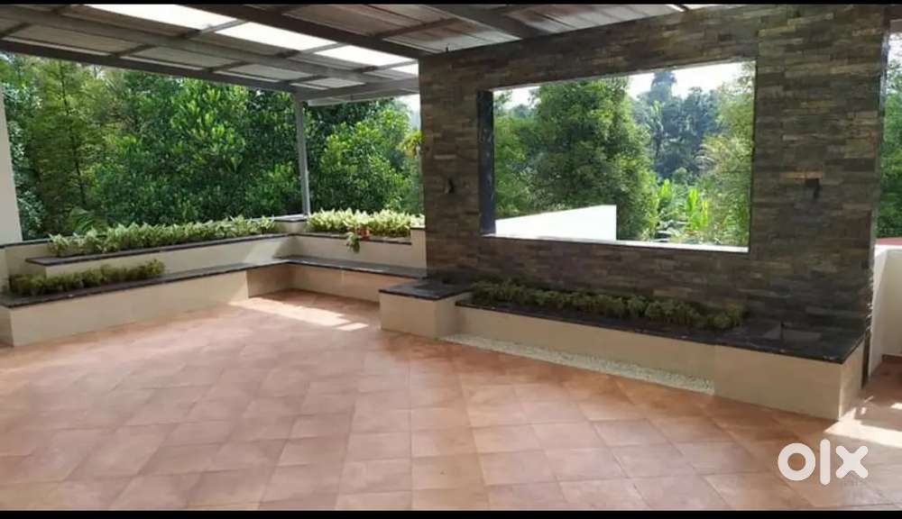 Flooring and wall tiles installation