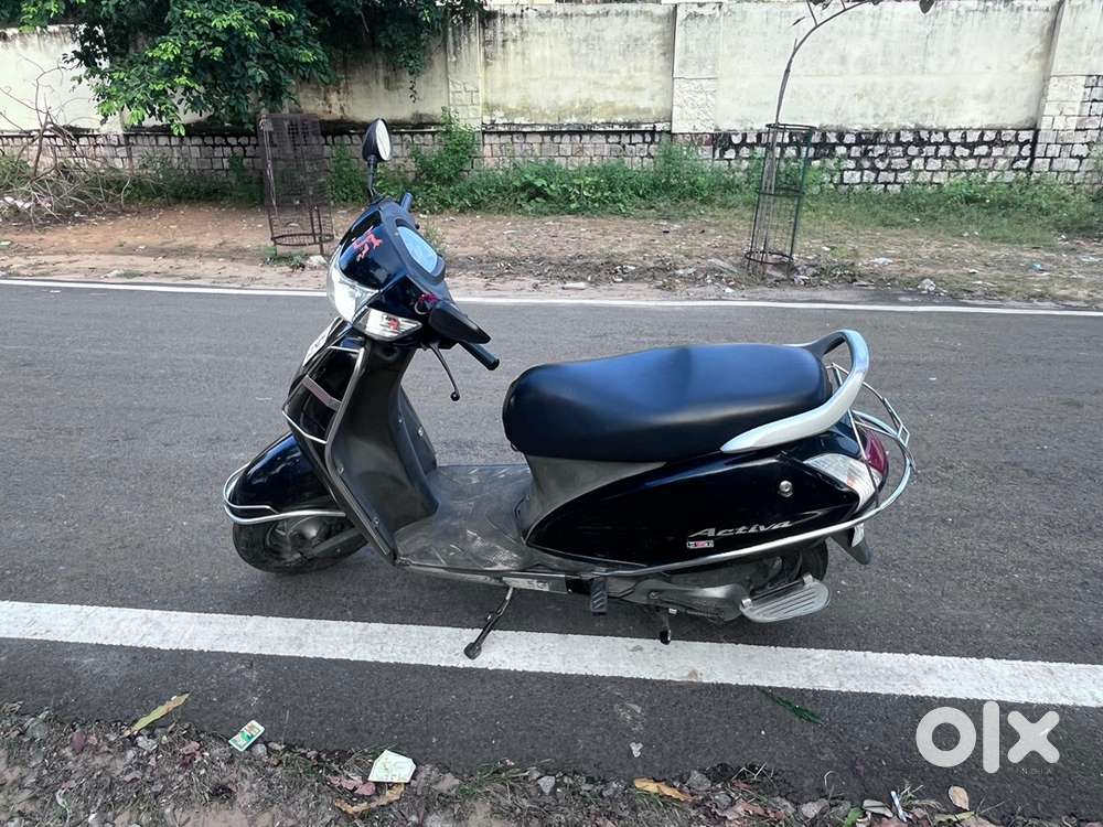 Urgent sale : Activa at Gandhinagar jaipur