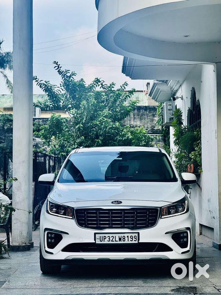 Kia Carnival Premium, 2020, Diesel