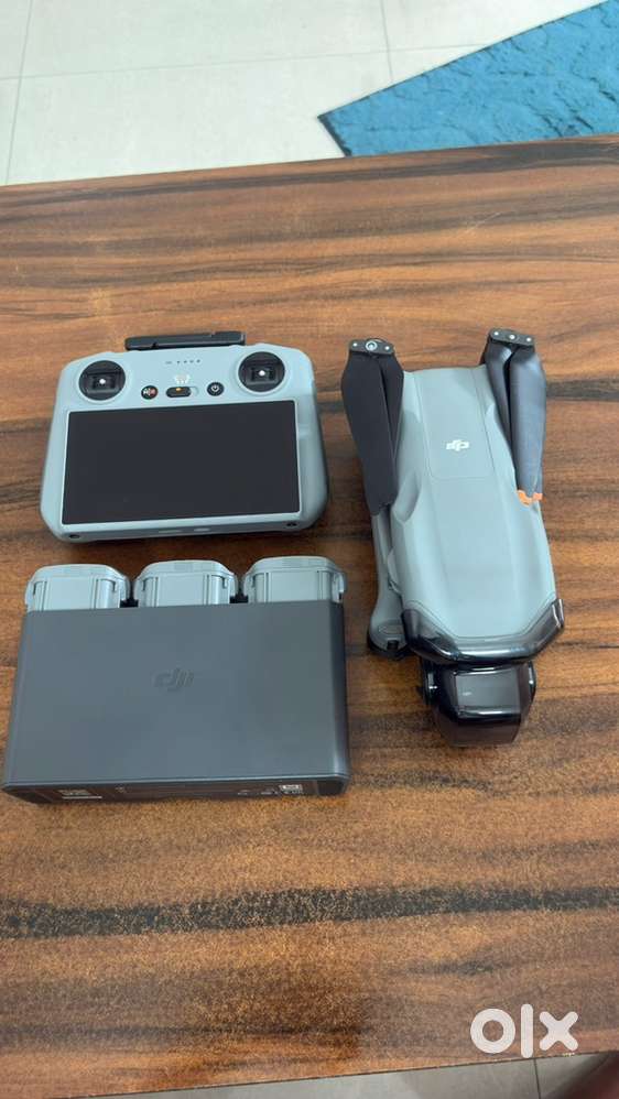 Dji air3s like new