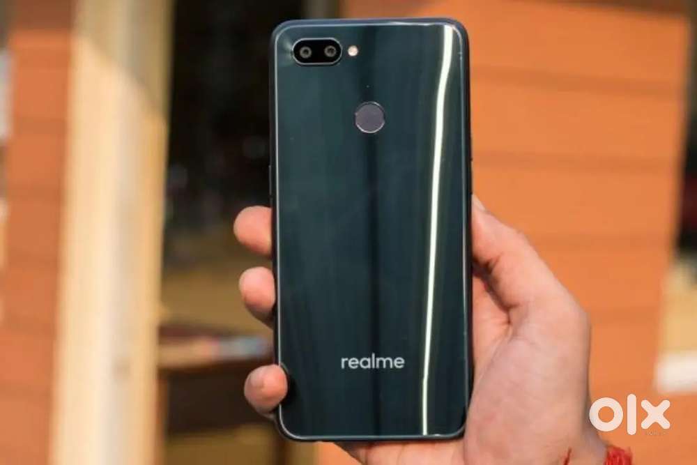 REALME 2 PRO (4/64) WITH BILL AND COVER SATH HAI AVILABLE