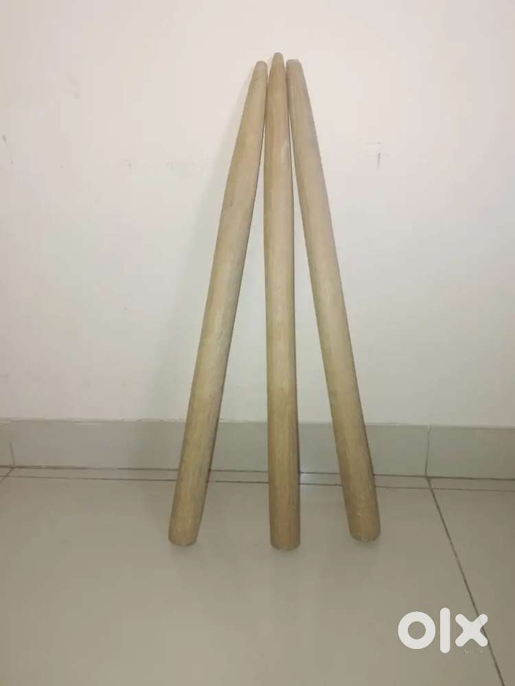 Lakdi ka stumps with base 53 cm.