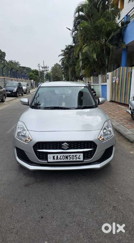 Maruti Suzuki Swift VVT VXI, 2023, Petrol