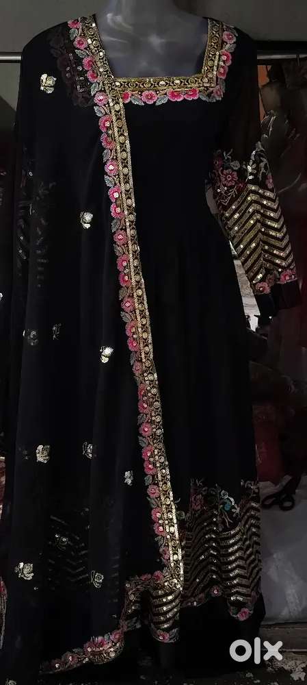 Ladies Fancy dresses.garara.3 piece.one piece.