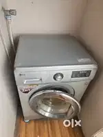 LG 8kg / 4kg Washer Dryer 2-in-1 – Good Condition
