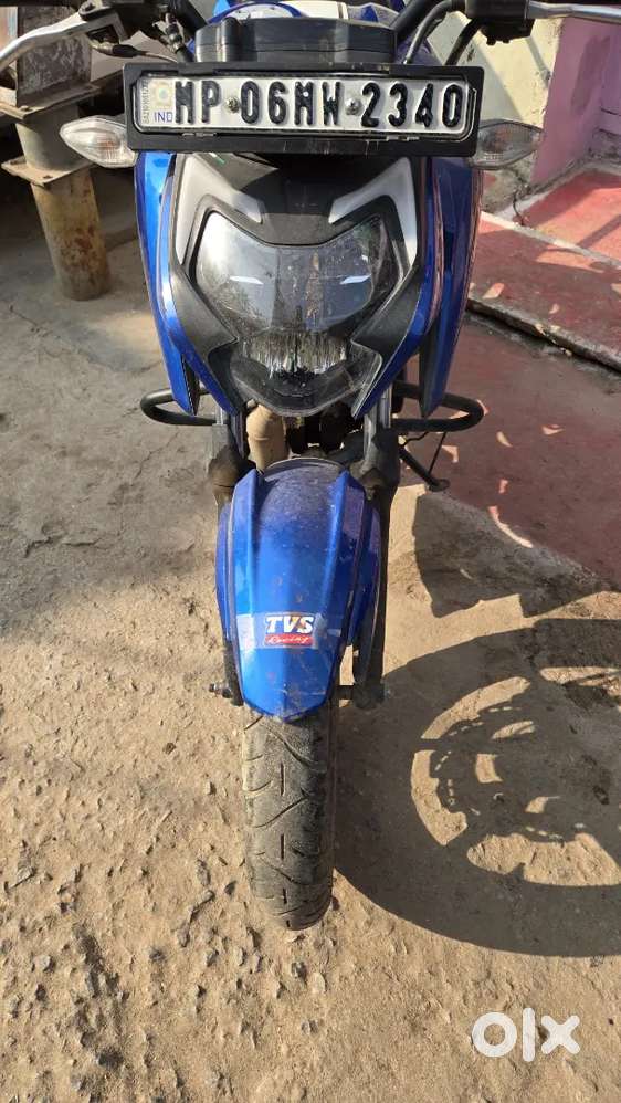 Tvs apache rtr160 4v