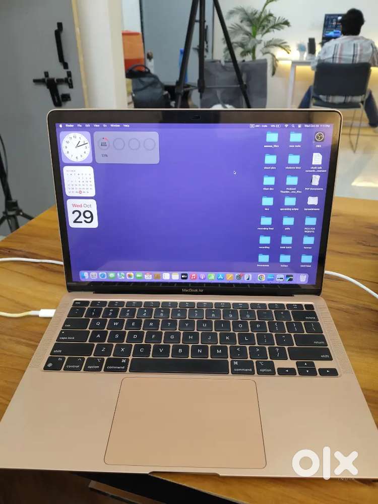 Macbook air m1 8gb ram 256gb SSD