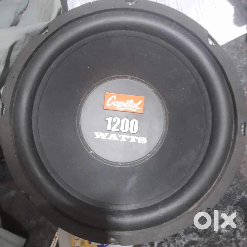 amblifier  new one fresh  with blutooth connection,, with 12 inc sub