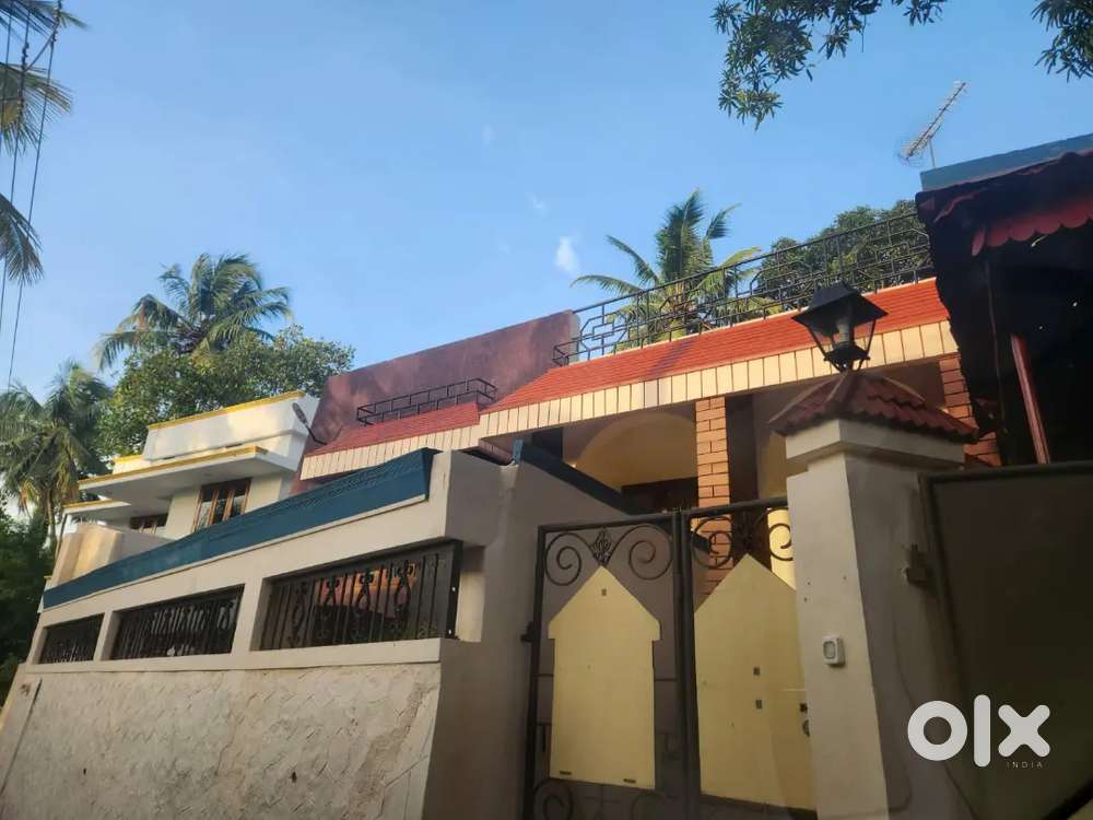 2BHK House for rent-Family only