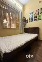 Queen size bed