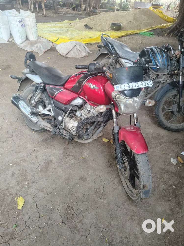 Bajaj vikrant v15