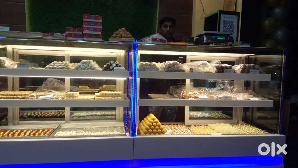 Sweets display counter