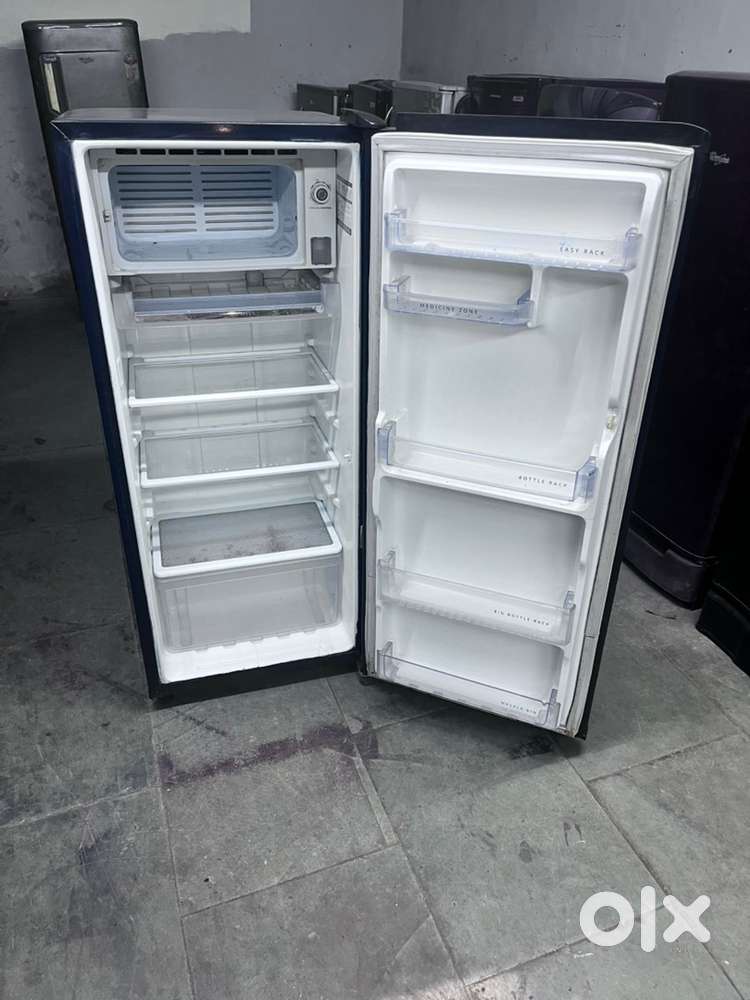 LG Samsung Whirpool fridge available 4500 starting price180 litre