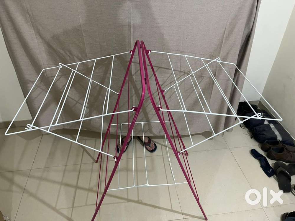 Cloth Drying Stand – Strong & Foldable  Great Condition